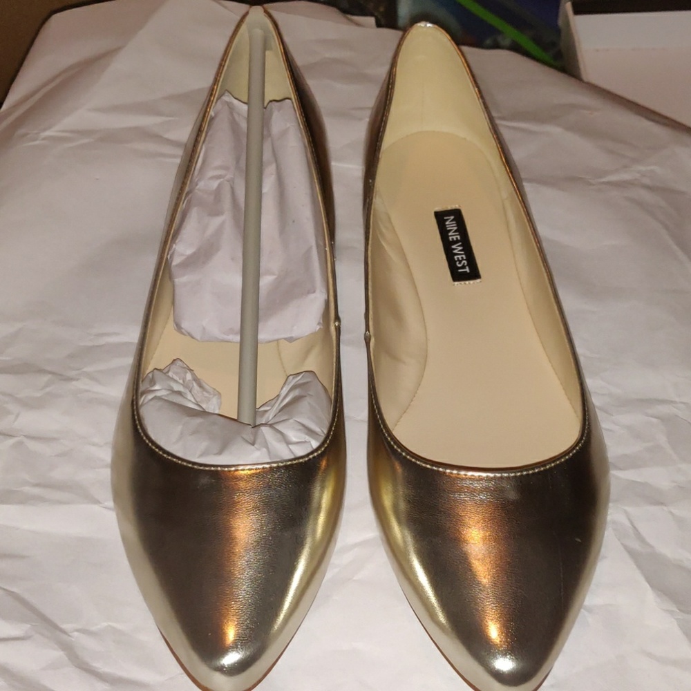 Nine West Gold Flats New!